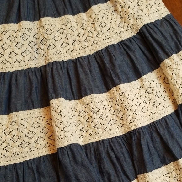 Girl's Dress - Picture 3 of 8